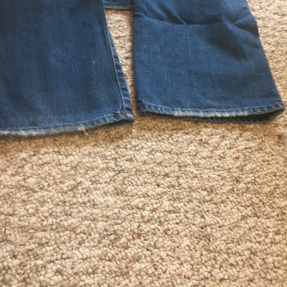 LIKE NEW Lucky brand regular inseam blue jeans - Picture 10 of 13